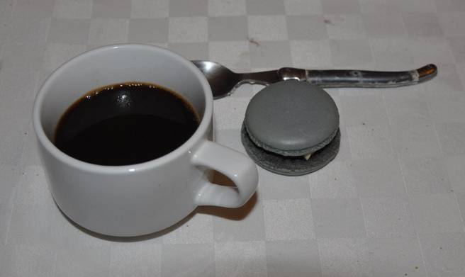 RepasCafMacaronTruffe cadr.JPG